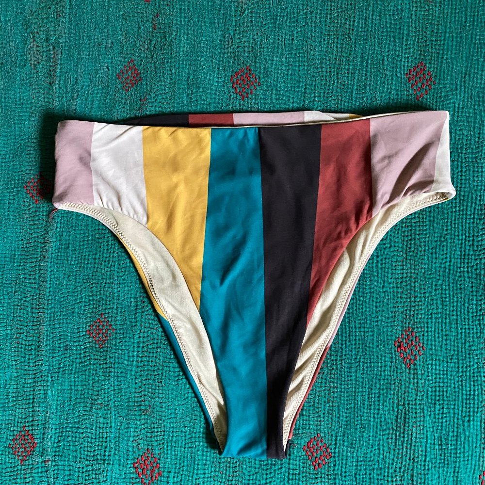 O'Neill Sapa Stripe Hi-Waist Swimsuit Bottoms - M